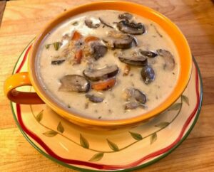 Creamy Mushroom Barley Soup